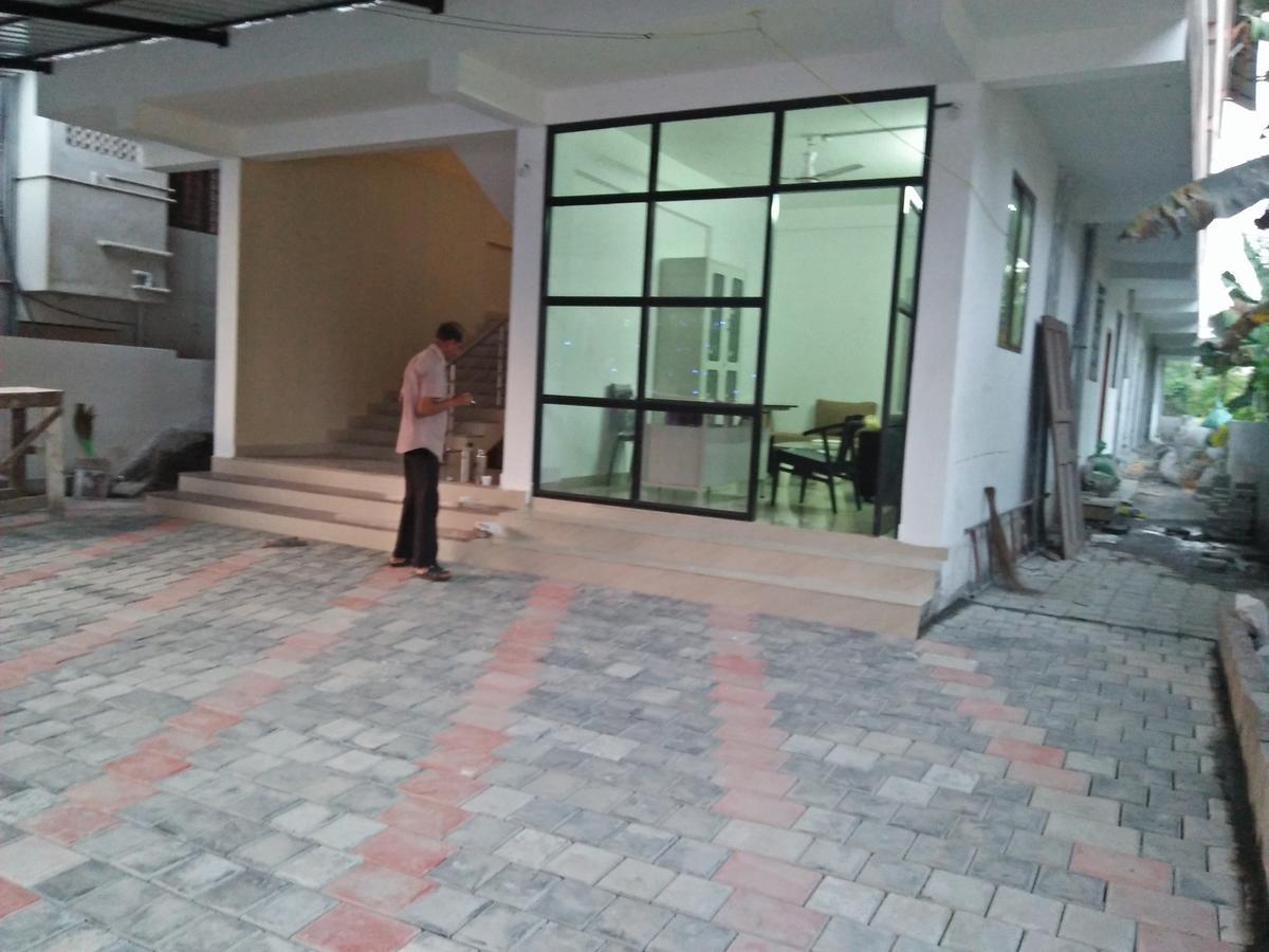 Metro Mens Hostel Kochi 外观 照片
